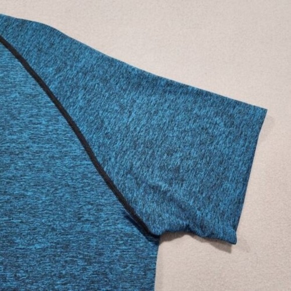 Under Armour TShirt Mens 2XL Blue Heather Solid Loose HeatGear Short Sleeve - Picture 10 of 14
